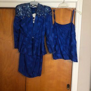 Vitage D' ore 3 piece Suite size 8